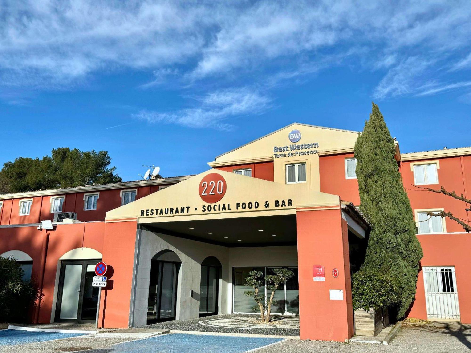 Best Western Terre De Provence 르 카네 데 모르 외부 사진