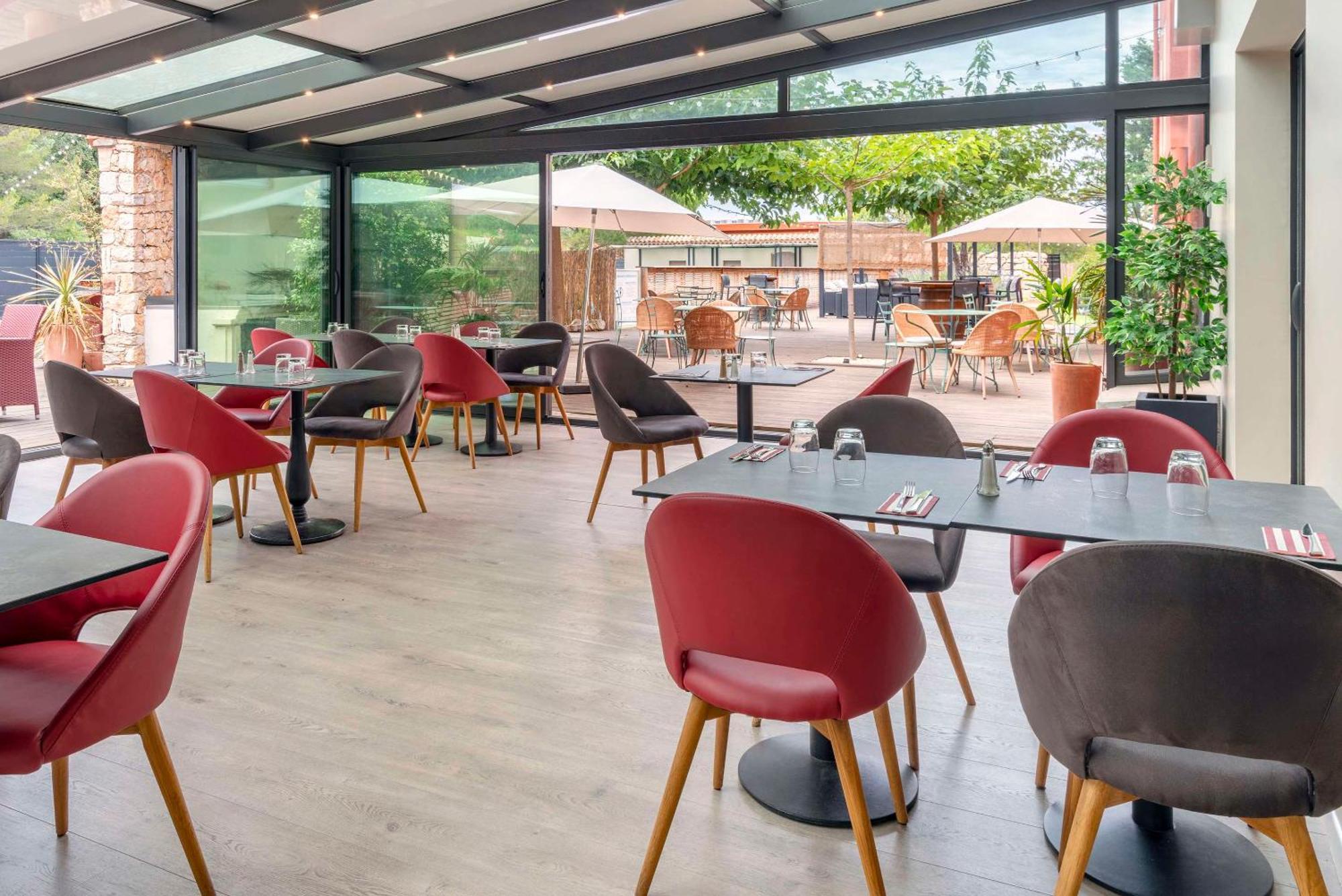 Best Western Terre De Provence 르 카네 데 모르 외부 사진