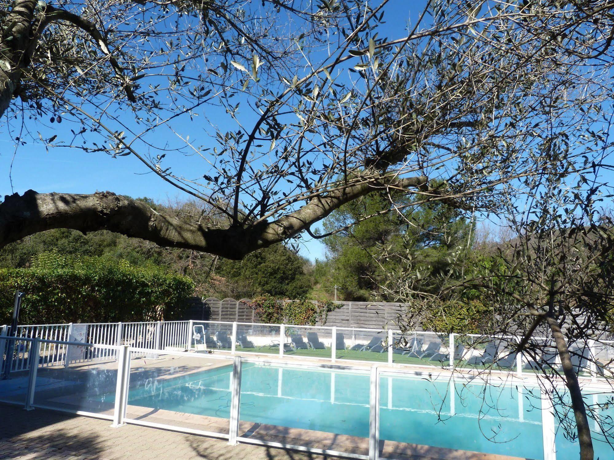 Best Western Terre De Provence 르 카네 데 모르 외부 사진